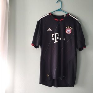 Official Soccer Jersey FC Bayern Munich